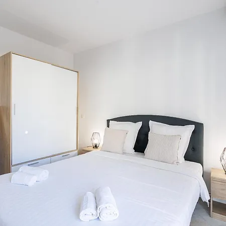 Appartement Le Victoria, Elegant T2 Au Bord Des Plages, Piscine, Sauna Menton